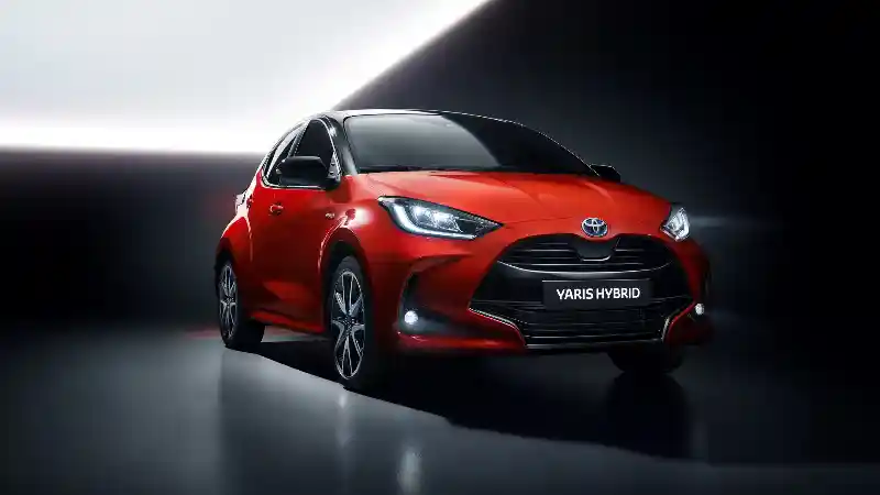 Foto - Mazda 2 Selanjutnya Akan Dibangun Menggunakan Basic Yaris Hybrid