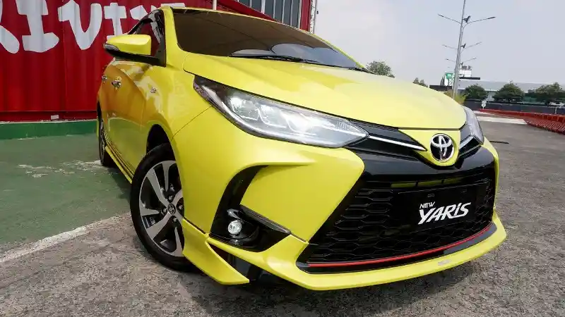 Tips - Membandingkan Performa Mesin dan Harga Daihatsu Sirion Dengan Yaris Tipe G
