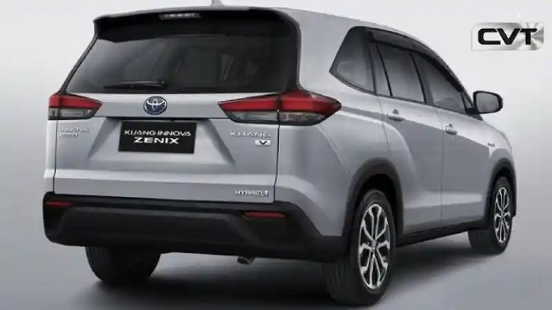 Foto - Meluncur Bulan Depan, Innova Zenix Bakal Dijual Rp 415-625 Jutaan