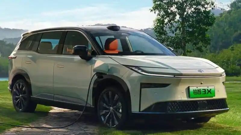 Foto - Laris Manis, Toyota BZ3X Terjual 10 Ribu Unit Dalam 1 Jam