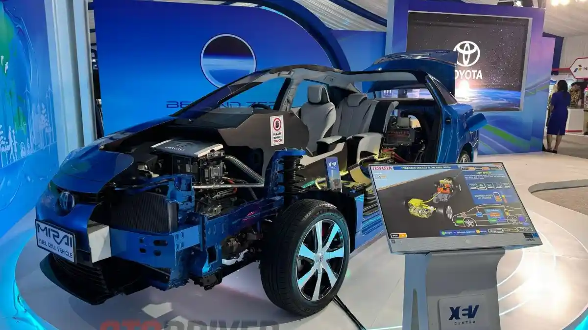 Foto - Toyota Tekankan Netralitas Karbon Dapat Dilakukan Dengan Berbagai Teknologi