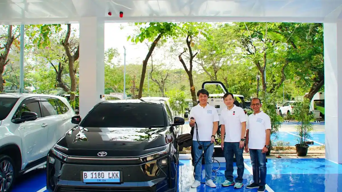 Foto - Gratis Untuk Pengguna EV Toyota, Di Sini Lokasinya