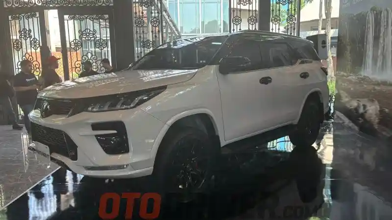 Berita - Fortuner Belum Juga Dilengkapi Sunroof, Ini Jawaban Dari Toyota