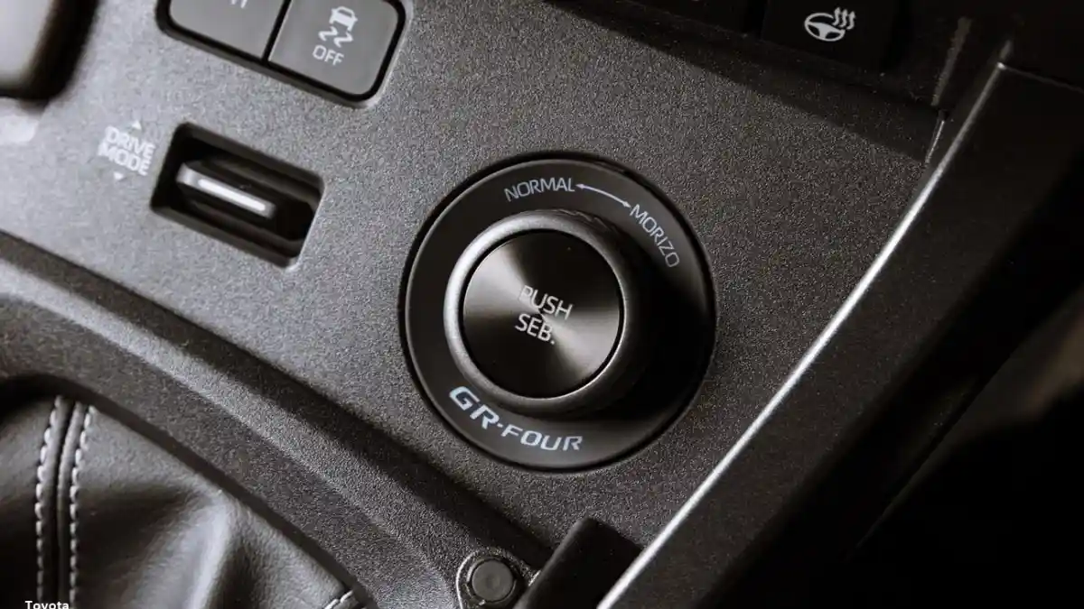 Foto - Toyota GR Yaris ‘Sebastien Ogier’, Varian Paling Sangar?