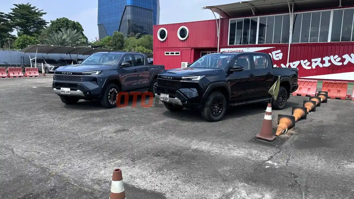 Pikap - Ini Harga dan Skema Cicilan Toyota New Hilux 2.8 Diesel 4x4 Dan New Hilux Battery EV AWD
