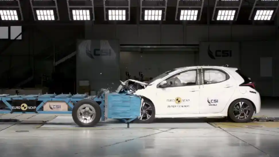 Crash Test - VIDEO: Crash Test Toyota Yaris (Euro NCAP)