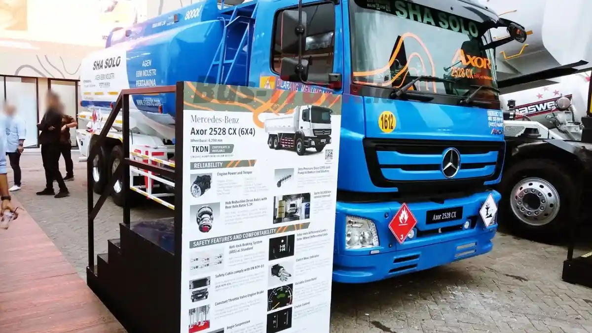 Foto - Peran Karoseri Bagi Mercedes-Benz Tak Hanya Identik Untuk Bus