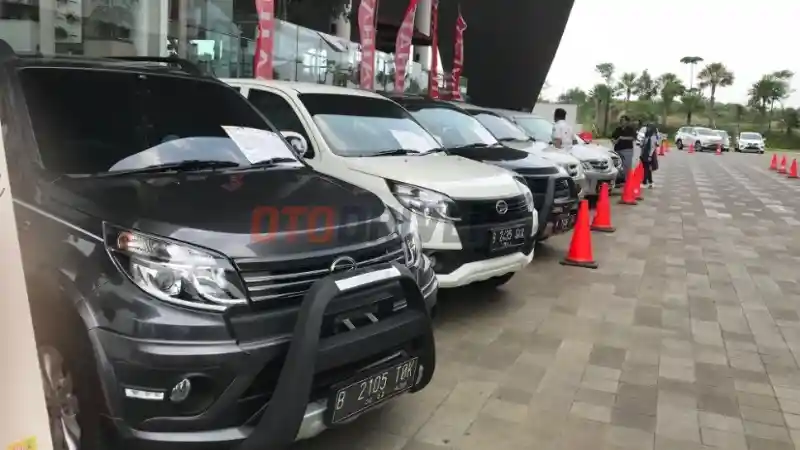 Berita - Carsome Prediksi Jual Beli Mobil Bekas Kian Menggairahkan.