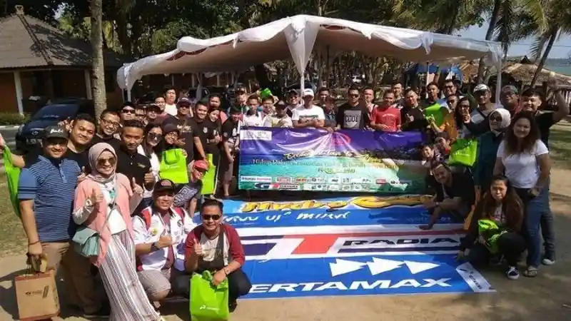 Berita - Komunitas Toyota Yaris Kampanyekan Gerakan Anti Narkoba