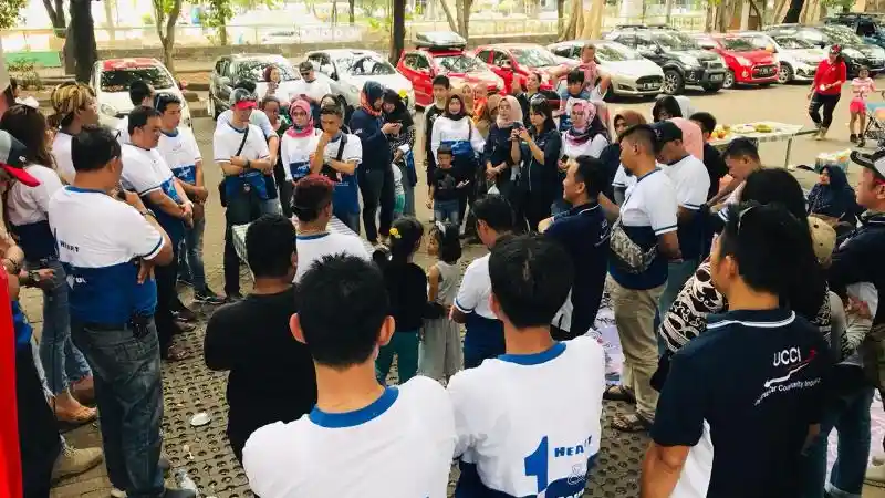 Foto - Universal Car Community Indonesia Ulang Tahun Pertama: Bersaudara Tak Harus Sedarah