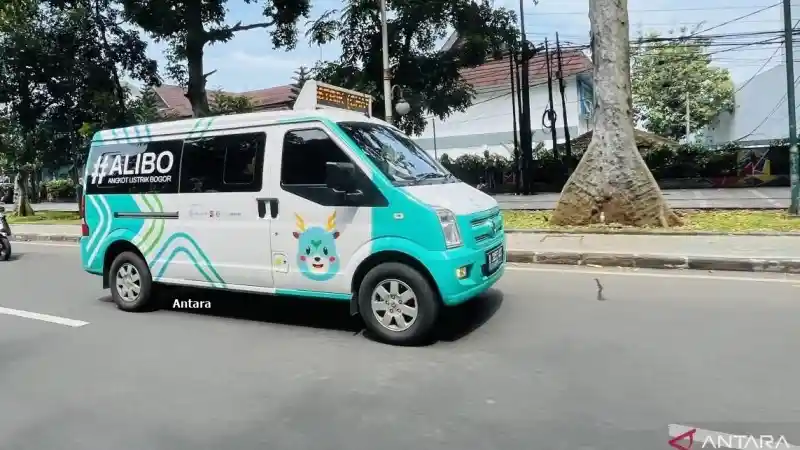 Foto - Anggaran Rp177 Miliar Untuk Pengembangan Angkot Tahun 2025