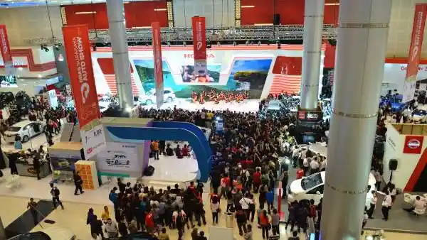 Foto - GIIAS Surabaya 2018 Dibuka Akhir Pekan ini