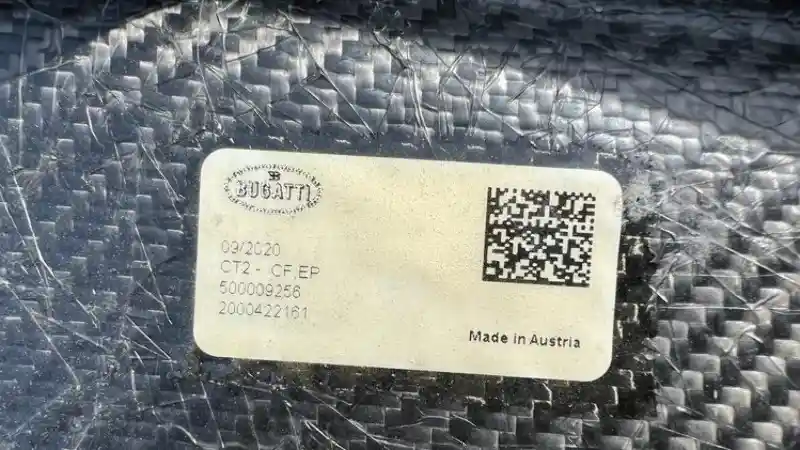 Foto - Wow, Harga Satu Set Body Depan Buggati Chiron Setara Tiga Jeep Wrangler