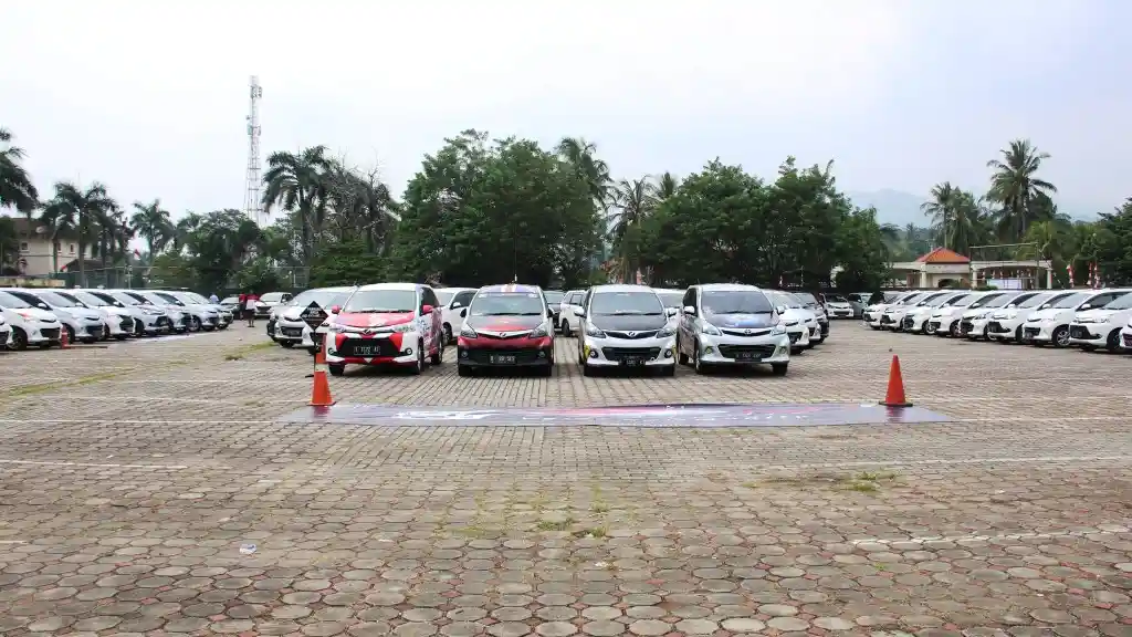 Foto - KOMUNITAS: Velozity Kopi Darat Besar-besaran di Anyer