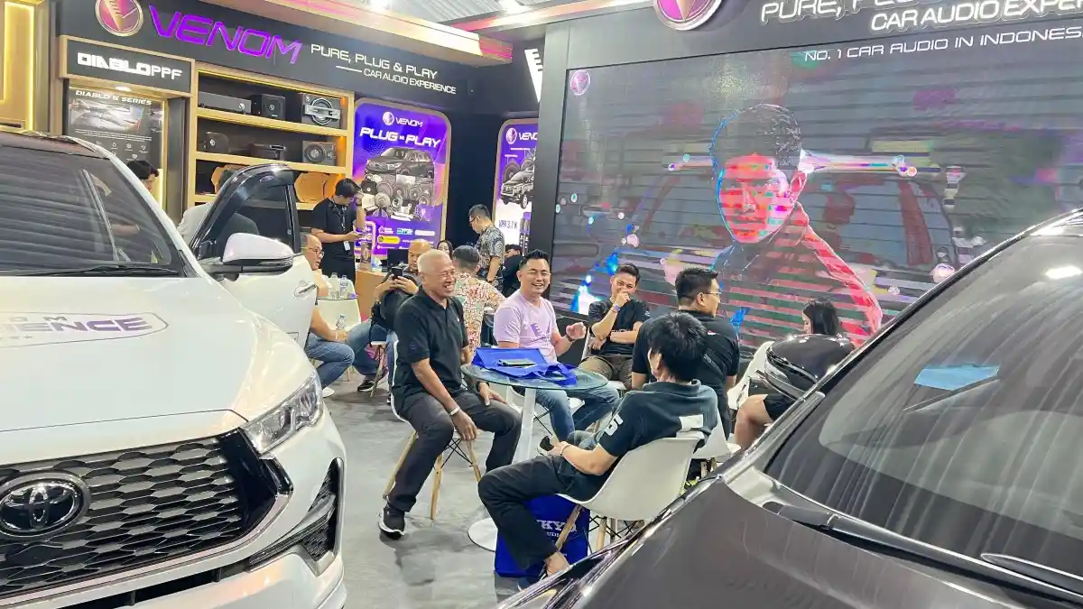 Foto - Rayakan Dua Dekade Di Indonesia, Venom Perkuat Jaringan Dealer