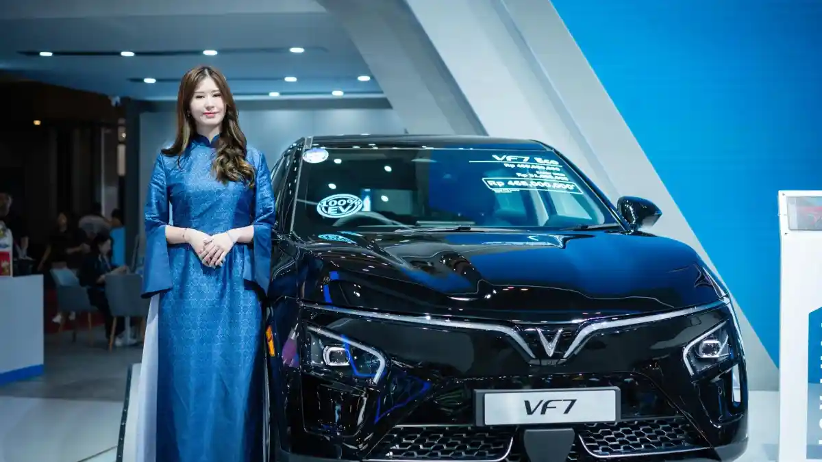 Foto - VinFast Torehkan Prestasi Di GIIAS 2025