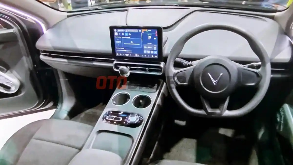 Foto - Vinfast Limo Green Akhirnya Meluncur Di IIMS 2026, Harga Khususnya Rp 299 Juta