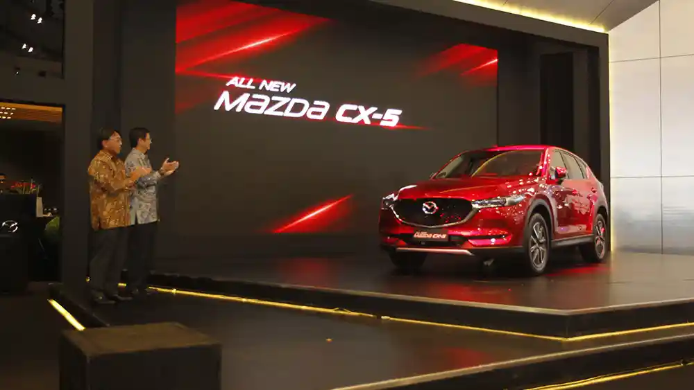 Foto - Mazda CX-5 Generasi Terbaru Saingi Mazda2 Dalam 10 Hari GIIAS 2017