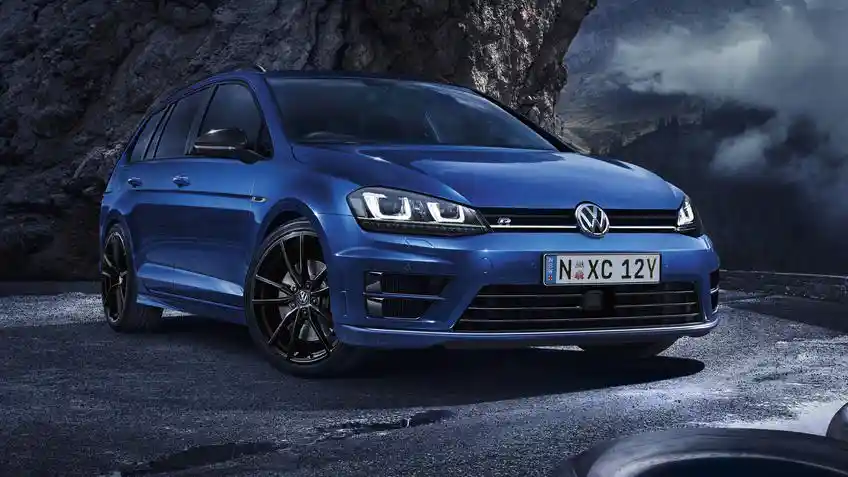 Foto - Ini Volkswagen Golf R Wagon Wolfsburg Edition