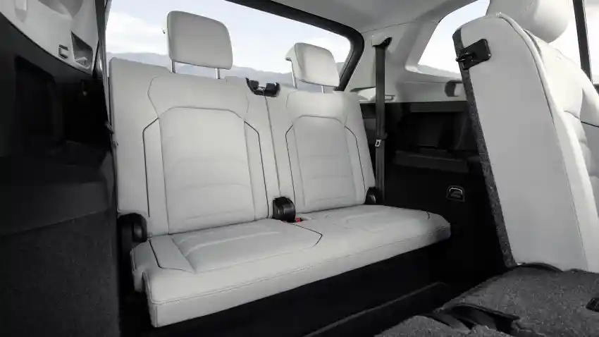 Foto - VW Tiguan 7 Penumpang Siap Dijual di AS. Akan ke Indonesia?