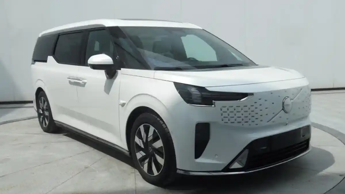 Van - Volvo Rilis MPV Nyetrum Penantang Alphard