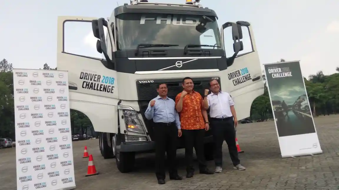 Foto - Volvo Truck Seleksi Driver Teririt Indonesia Untuk Kompetisi di Swedia 
