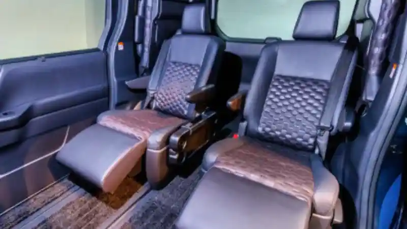 Foto - Harga Mulai Rp 510 Juta, Toyota Voxy Generasi Terbaru Dikirim Maret ke Konsumen