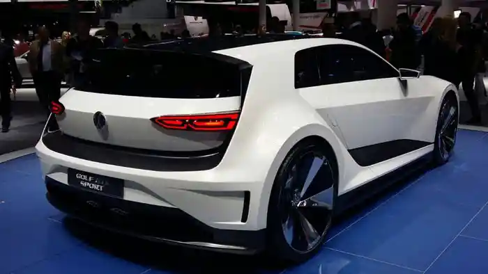 Foto - Intip Sangarnya VW Golf GTE Sport Concept