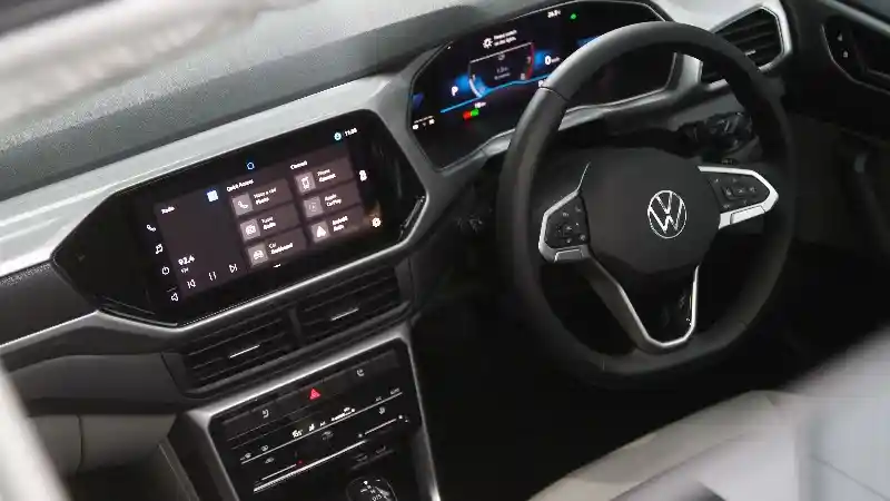 Foto - VW T-Cross Resmi Melenggang, Harga Di bawah 1/2 M