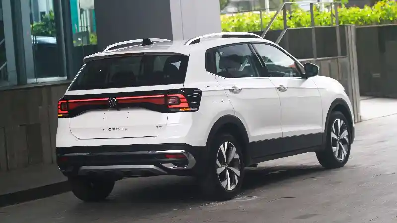 Foto - VW T-Cross Resmi Melenggang, Harga Di bawah 1/2 M