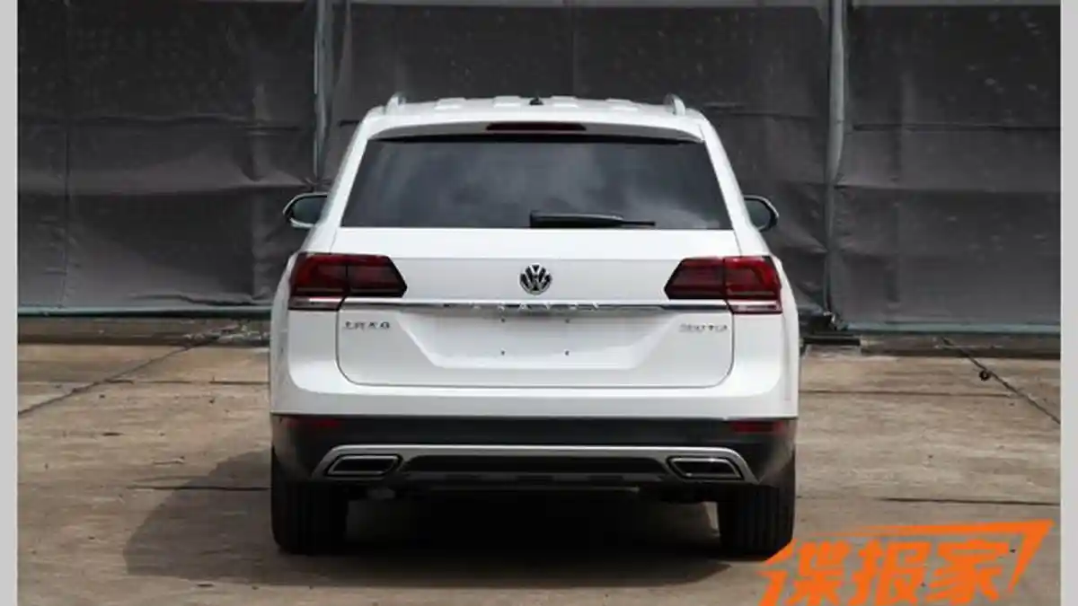Foto - VW Teramont Siap Hadir di Tiongkok, Calon Musuh Pajero-Fortuner di Indonesia?