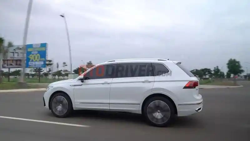 Foto - VW Tiguan Allspace Andalkan Transmisi Baru, Segini Hasil Akselerasi 0-100