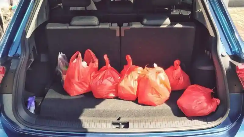 Foto - Ketika Volkswagen Tiguan Allspace Jadi Penyalur Kebaikan