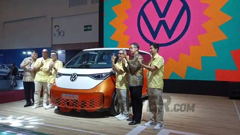 Berita - Di GIIAS 2024, Volkswagen ID.Buzz Sudah Bisa Dipesan