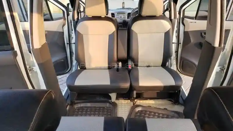 Foto - Begini Jadinya Jika Karimun Wagon R Menjadi Limusin