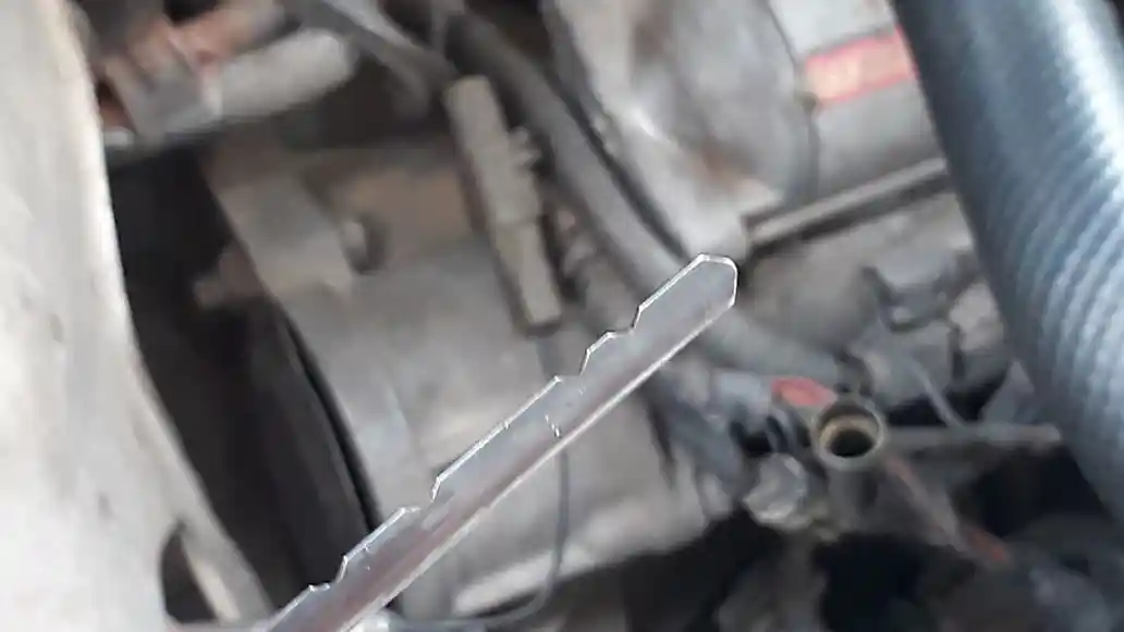 Foto - 6 Langkah Cek Kondisi Oli Matic Secara Akurat