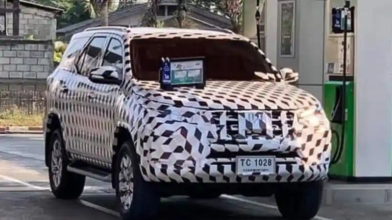 Berita - Tanda Toyota Akan Luncurkan Fortuner Facelift di Thailand