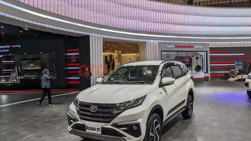 Daftar Harga - Daftar Harga Toyota Rush Agustus 2023, Pesaing Kuat Xpander Cross, BR-V dan XL7