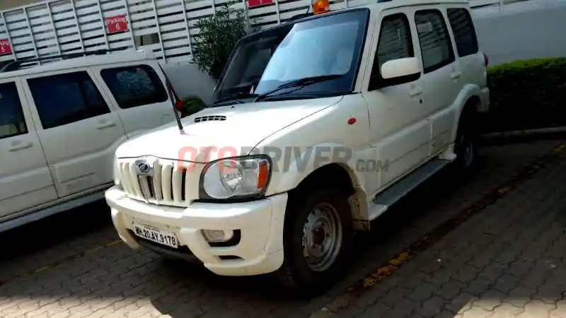 Foto - Ini Sebab Mobil Warna Putih Jadi Favorit di India