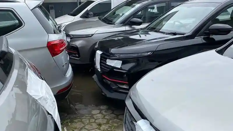 Foto - Diam-Diam Wuling Almaz Facelift?