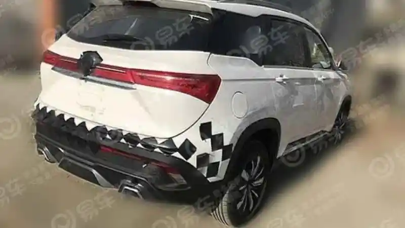 Foto - Belum Hadir di Indonesia, Wuling SUV Sudah Dapati Facelift di Tiongkok