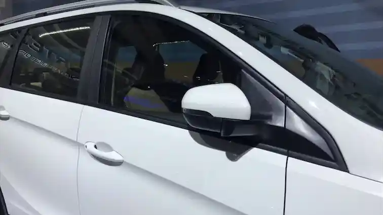 Foto - GALERI: Wuling Cortez 1.5 (16 Foto)