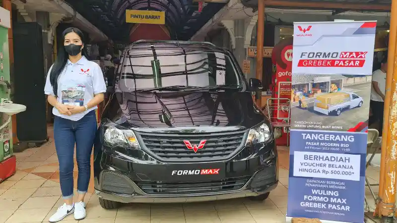 Foto - Lebih Mahal Sejuta, Wuling Formo Max Melenggang di Tangerang 
