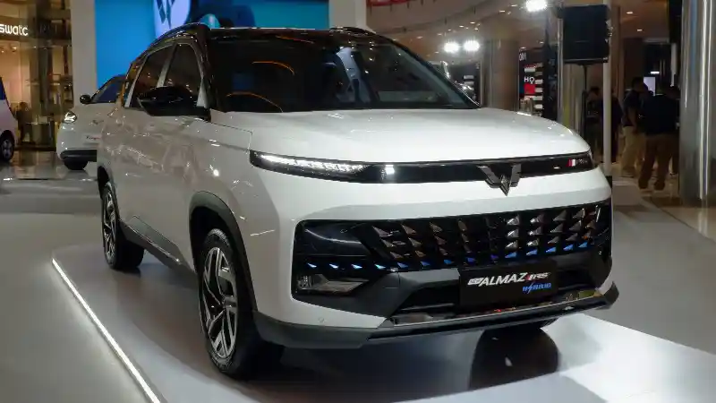 Foto - Wuling Tebar Logam Mulia Di Program Spesial Idul Fitri 1445 H