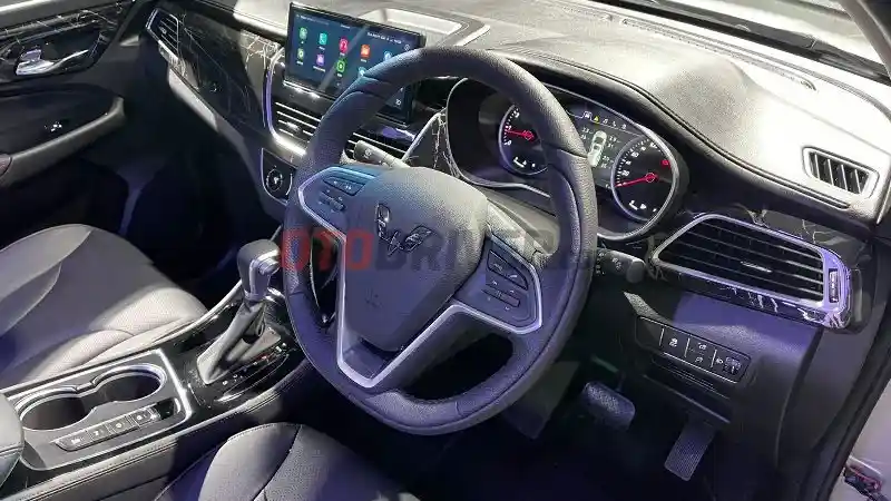 Foto - Wuling New Cortez, Smart MPV Dengan WIND dan IoV