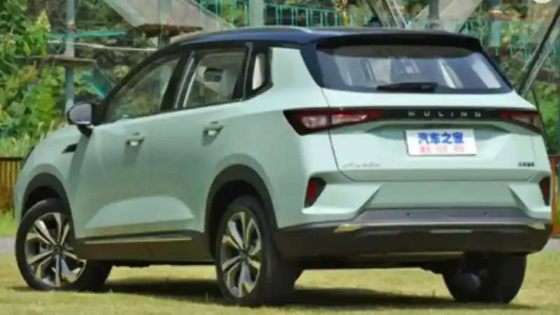 Foto - Wuling Siapkan SUV Bertenaga Hybrid