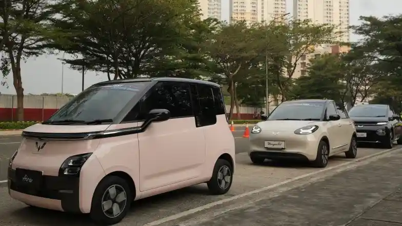 Berita - Wuling ABC Stories Terima Penghargaan Green Car of The Year