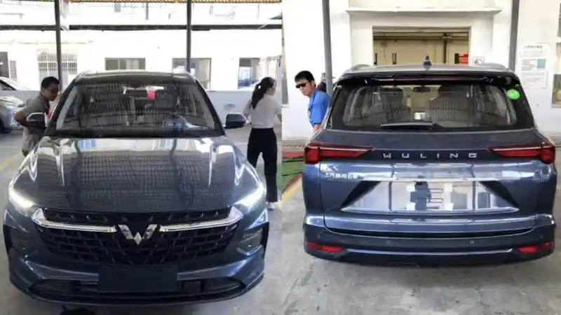 Foto - Masih Penasaran Dengan MPV Mewah Wuling? Ini Dia Penampakannya