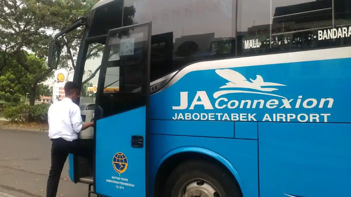 Berita - PPD Luncurkan Bus Khusus Wanita Trayek BSD-Bandara Soekarno-Hatta