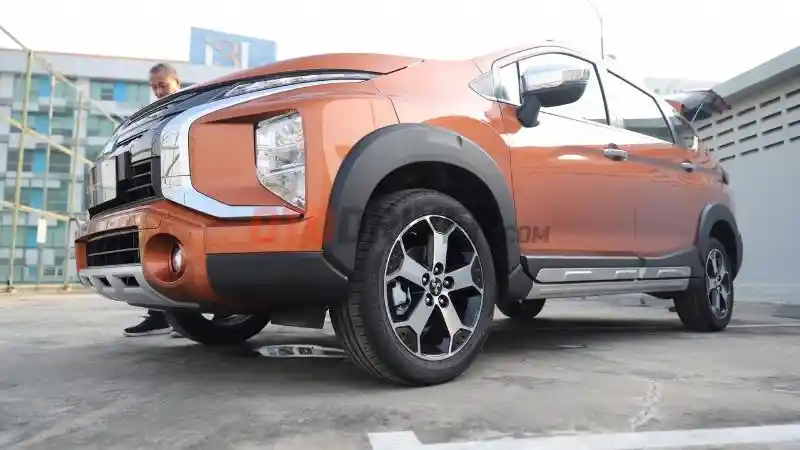 Berita - Xpander Cross Akan Jadi Basis Livina X-Gear Juga?